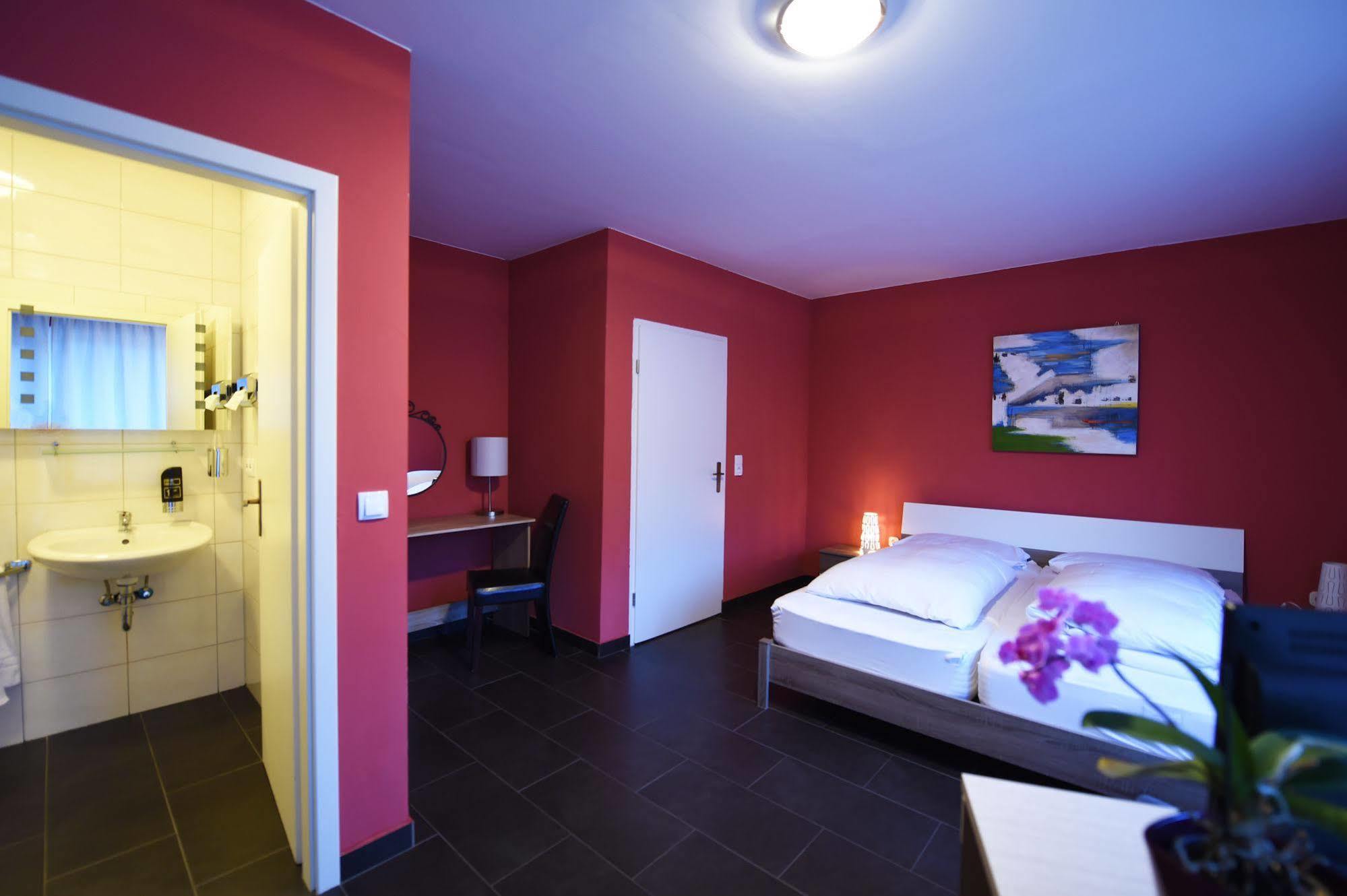 Hotel Dolce Vita แบร์นคาสเทล-คืสท์ ภายนอก รูปภาพ