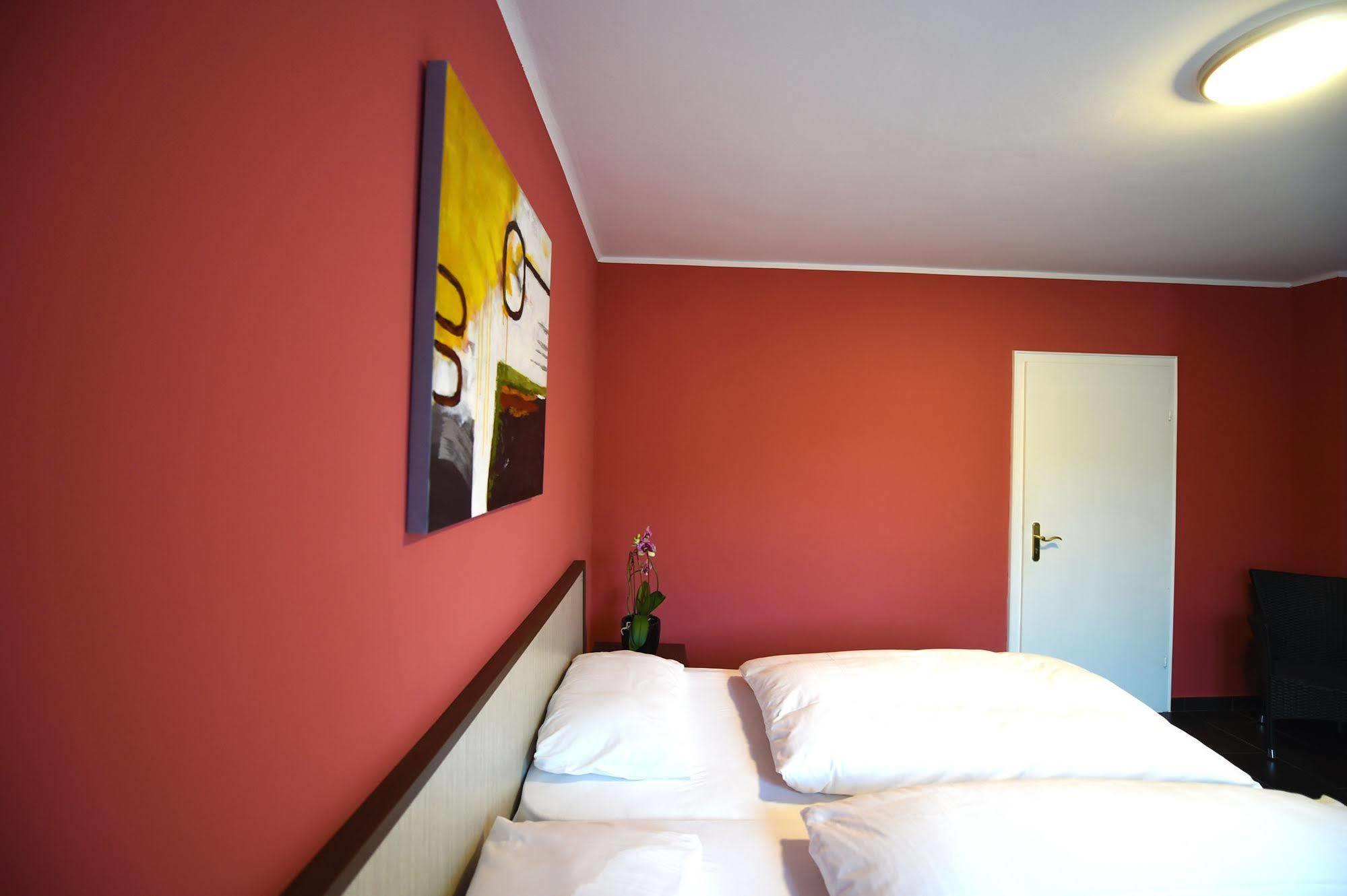 Hotel Dolce Vita แบร์นคาสเทล-คืสท์ ภายนอก รูปภาพ