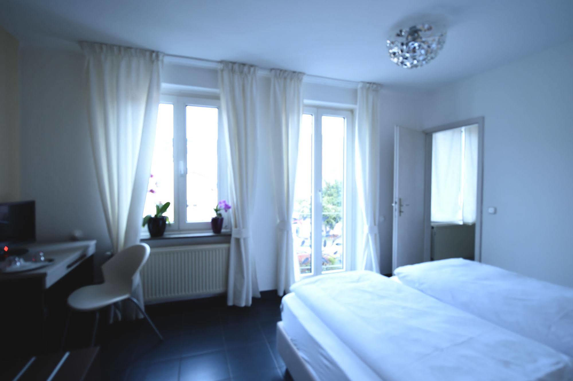 Hotel Dolce Vita แบร์นคาสเทล-คืสท์ ภายนอก รูปภาพ